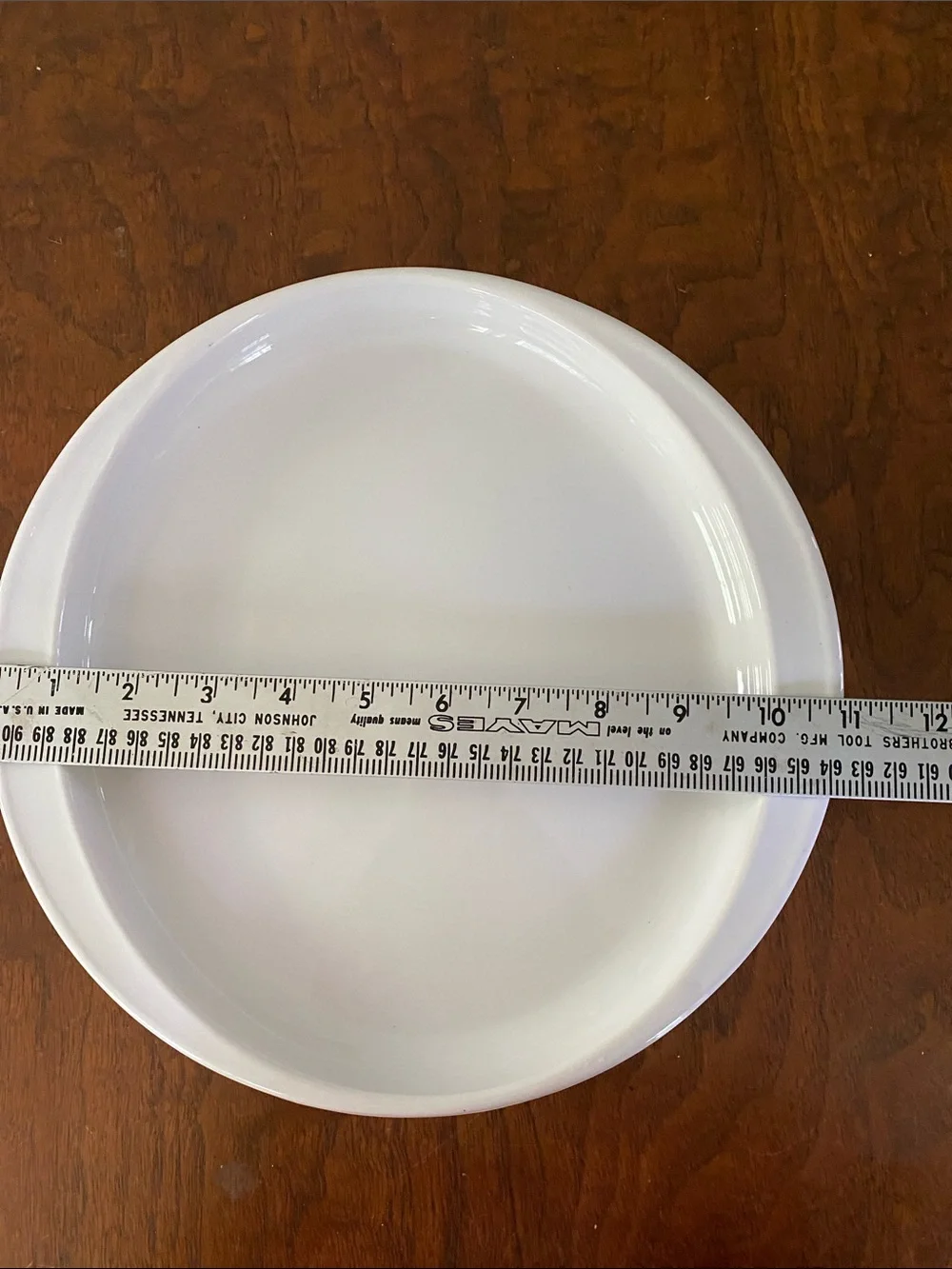 Corningware Microwave trivet serving plate with oval center
